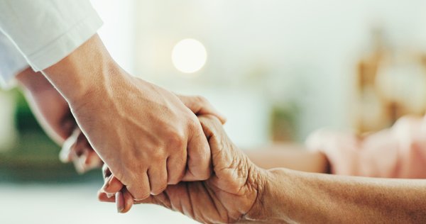 Downsizing for Senior Living: What to Keep and What to Let Go