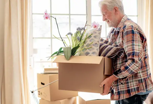 Moving Dad to Assisted Living: A Week-by-Week Action Plan