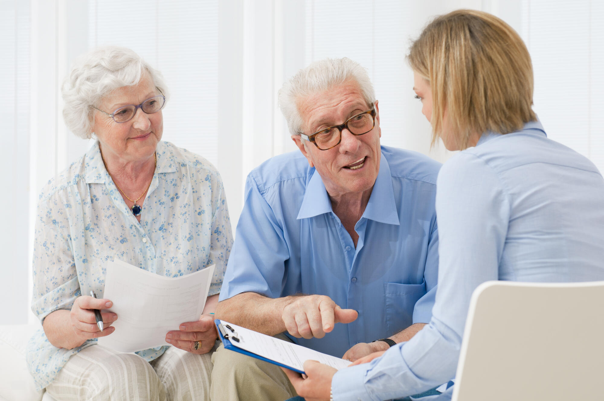 End-of-Life Decisions: How Seniors and Families Can Plan Ahead